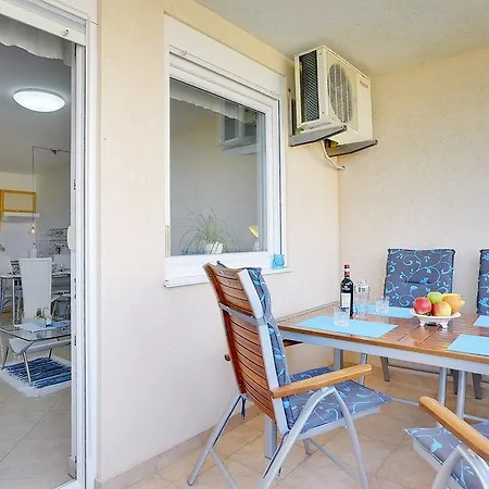 Frlan Appartement Ližnjan