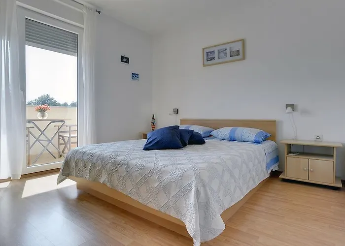 Frlan 아파트 Ližnjan