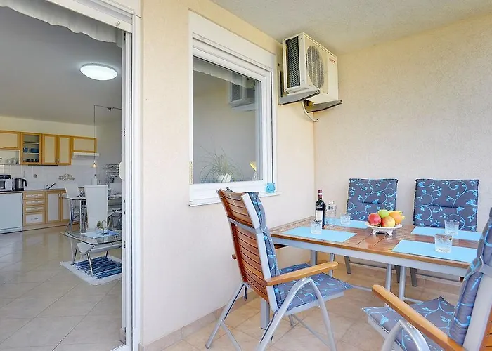 Frlan 아파트 Ližnjan